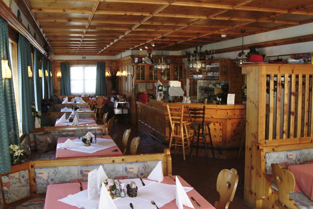 Hotel Traube Санкт Галенкирх Екстериор снимка