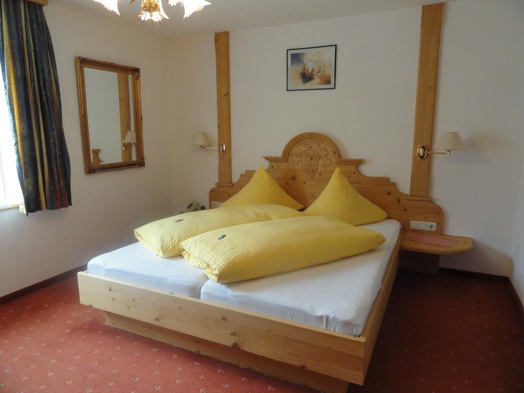 Hotel Traube Санкт Галенкирх Стая снимка